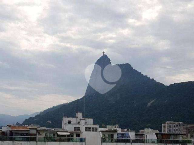 Cobertura duplex , 3 quartos 1 suíte - ótima localização -R$ 2.350.000,00 Botafogo