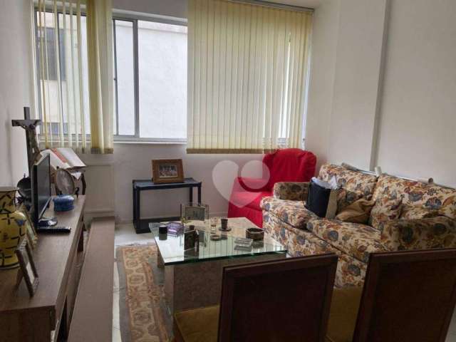 Apartamento com 2 dormitórios à venda, 71 m² por R$ 850.000,00 - Lagoa - Rio de Janeiro/RJ