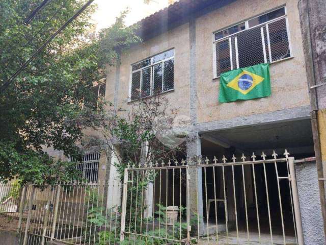 Casa com 6 dormitórios à venda, 331 m² por R$ 780.000,00 - Grajaú - Rio de Janeiro/RJ