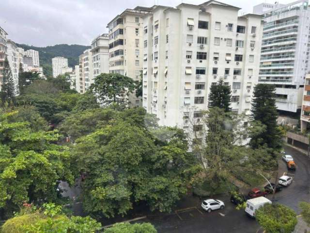 Apartamento com 3 dormitórios à venda, 127 m² por R$ 880.000,00 - Laranjeiras - Rio de Janeiro/RJ