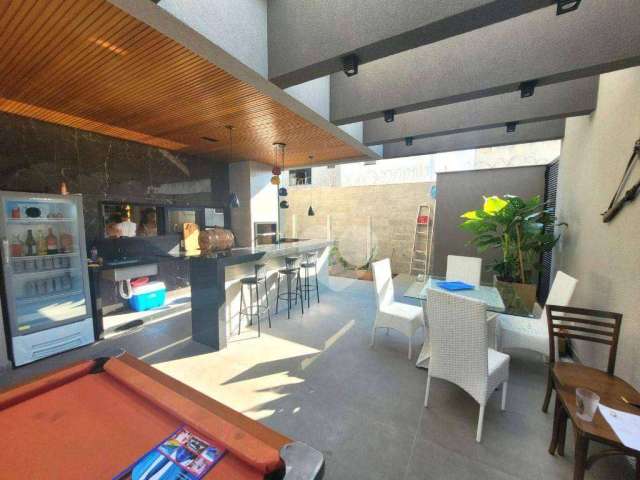 Casa 5 quartos, 318 m², por R$ 2.400.000- Rua Desembargador Wellington Jones Paiva - Vargem Pequena