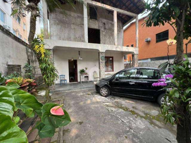 Casa com 2 dormitórios à venda, 203 m² por R$ 850.000,00 - Freguesia de Jacarepaguá - Rio de Janeiro/RJ