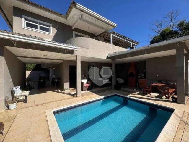 Casa com 4 quartos à venda, 250 m² por R$ 740.000 - Vargem Grande - Rio de Janeiro/RJ