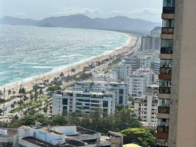 Espetacular cobertura em frente ao mar na Barra da tijuca