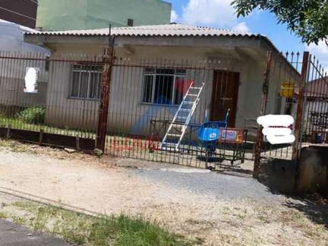 Casa à venda no bairro Sítio Cercado - Curitiba/PR