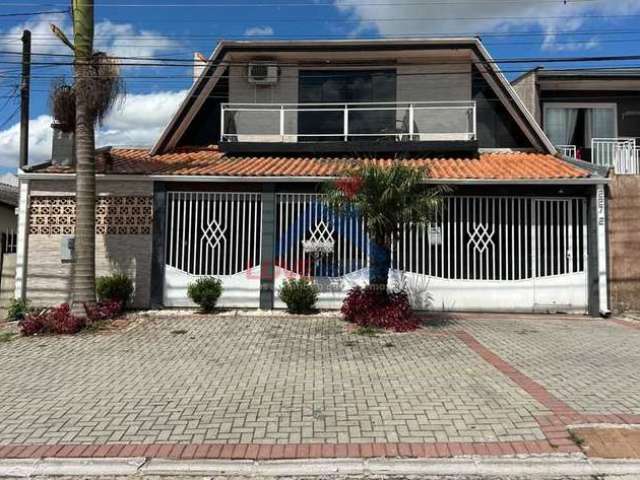 Casa à venda no bairro Alto Boqueirão - Curitiba/PR