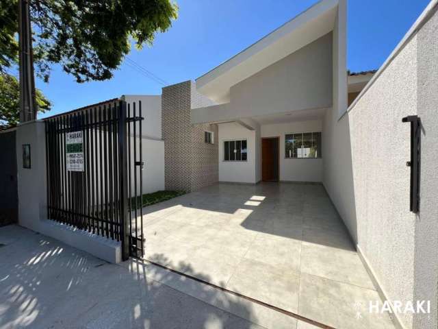 Casa para Venda em Maringá, Parque Residencial Aeroporto, 3 dormitórios, 1 suíte, 2 banheiros, 2 vagas