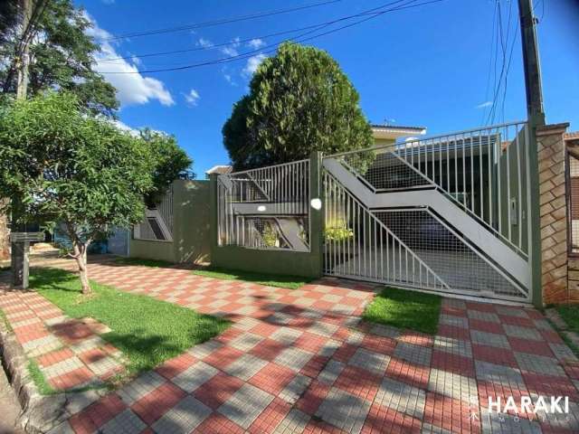 Casa para Venda em Maringá, Jardim Real, 3 dormitórios, 2 suítes, 4 banheiros, 4 vagas