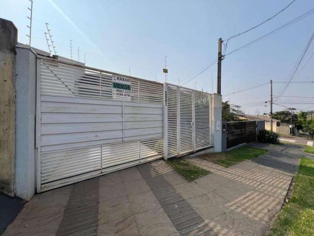 Casa para Venda em Maringá, Jardim Guairacá, 2 dormitórios, 2 banheiros, 3 vagas