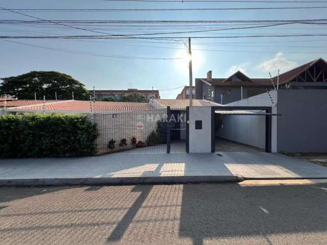 Casa para Venda em Maringá, Jardim Novo Horizonte, 4 dormitórios, 1 suíte, 3 banheiros, 1 vaga