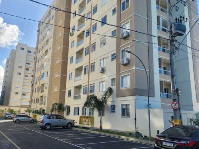 Apartamento, 2/4 com varanda, Buraquinho, Lauro de Freitas