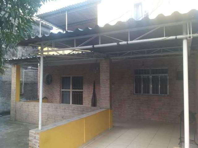 Casa com 3 quartos à venda na Rua Caiapó, 39, Vilar dos Teles, São João de Meriti, 120 m2 por R$ 170.000