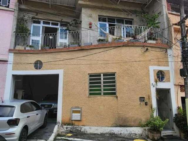 Casa em condomínio fechado com 4 quartos à venda na Vila Valqueire, Rio de Janeiro , 231 m2 por R$ 750.000