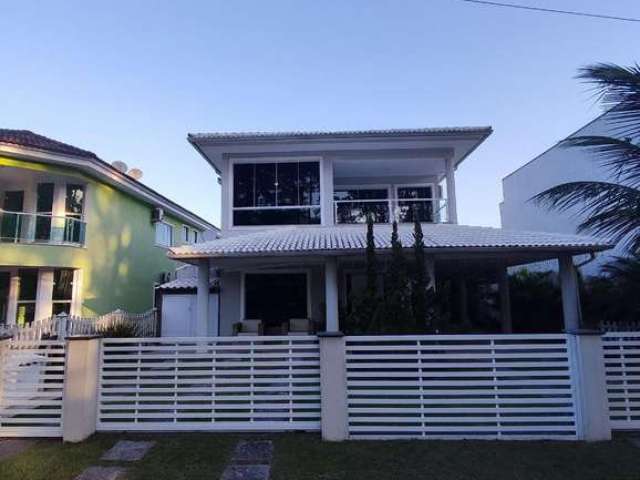 Casa em condomínio fechado com 5 quartos à venda em Sahy, Mangaratiba  por R$ 2.200.000