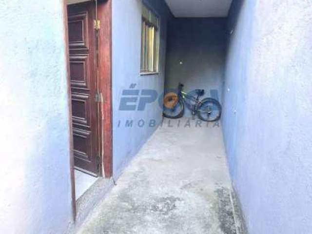 Casa com 3 quartos para alugar no Oswaldo Cruz, Rio de Janeiro , 135 m2 por R$ 1.000
