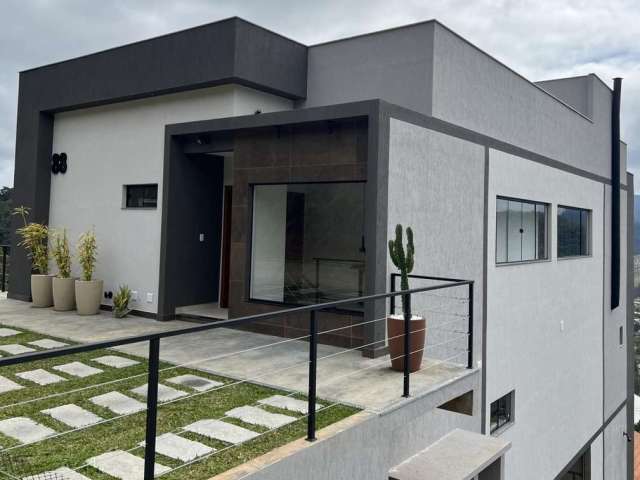 Casa em condomínio fechado com 5 quartos à venda na Rua Panamá, 390, Albuquerque, Teresópolis, 360 m2 por R$ 2.250.000