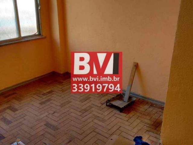 Apartamento com 2 quartos à venda na Vila da Penha, Rio de Janeiro , 55 m2 por R$ 150.000