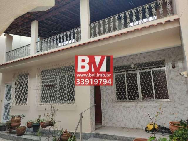 Casa com 3 quartos à venda na Vila da Penha, Rio de Janeiro , 272 m2 por R$ 970.000