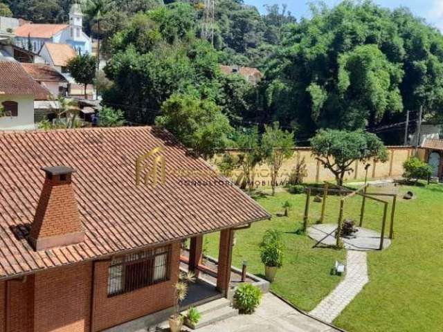 Casa com 5 quartos à venda no Centro, Santo Antônio do Pinhal , 2183 m2 por R$ 2.100.000