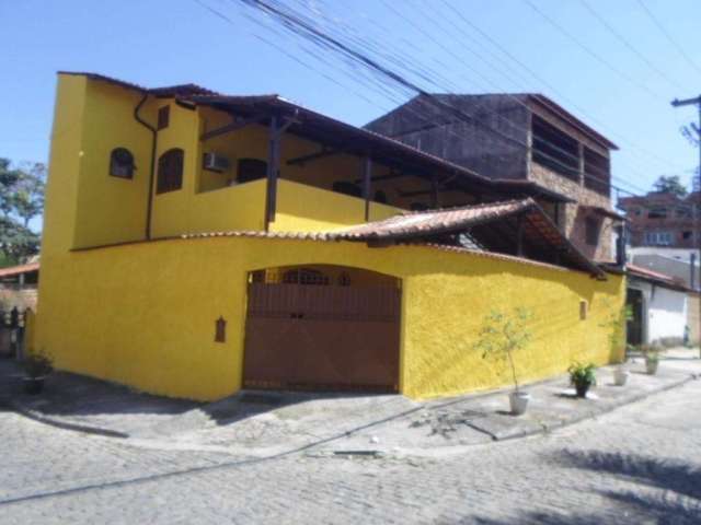 Casa com 3 quartos à venda em Campo Grande, Rio de Janeiro  por R$ 490.000