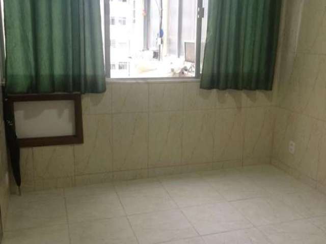 Kitnet / Stúdio para alugar no Centro, Rio de Janeiro , 15 m2 por R$ 595