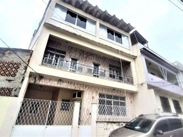 Casa em condomínio fechado com 3 quartos à venda na Cascadura, Rio de Janeiro , 150 m2 por R$ 340.000