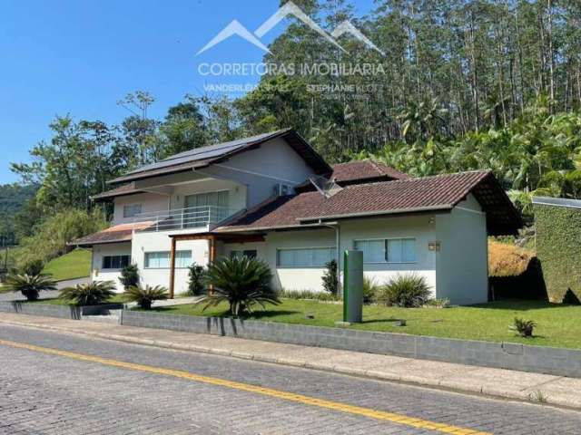 Casa com 3 quartos à venda no Wunderwald, Pomerode , 1106 m2 por R$ 2.200.000