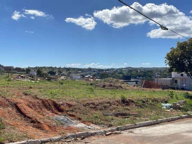 Terreno em condomínio fechado à venda em Gran Royalle, Lagoa Santa  por R$ 480.000