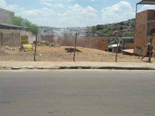 Terreno à venda no São Cosme de Baixo (São Benedito), Santa Luzia  por R$ 180.000