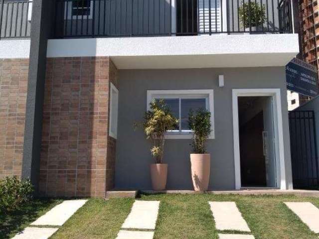 Casa em Condomínio de Luxo: 3 quartos, suíte, 2 salas, 2 banheiros, 2 vagas, 106,20m² na Colônia, Jundiaí-SP. Agende sua visita!