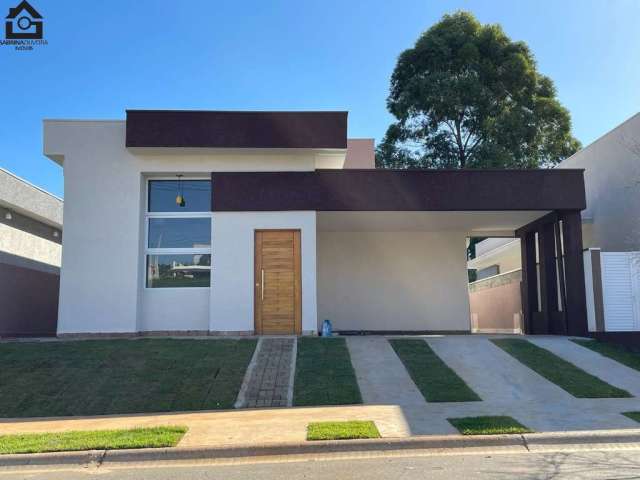 Casa de Alto Padrão em Condomínio: 3 Quartos, 3 Suítes, 2 Salas em Itupeva-SP, São Venâncio - 168m², 4 Vagas de Garagem!