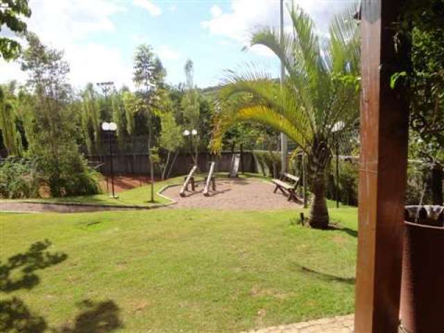 Lote à venda em condomínio, Sousas -Campinas, com 1.127 m² e vista definitiva.