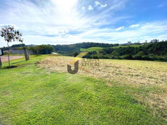 Terreno  multi -familiar com 10.083 m² à venda em condomínio de casas de alto padrão, na região de Sousas.