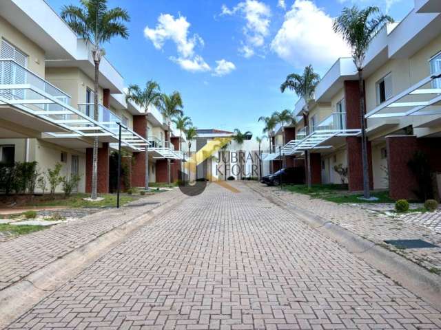 Casa fantástica à venda em condomínio nas imediações do Alphaville Campinas, com 4 quartos (2 suítes) e garagem para 2 carros.