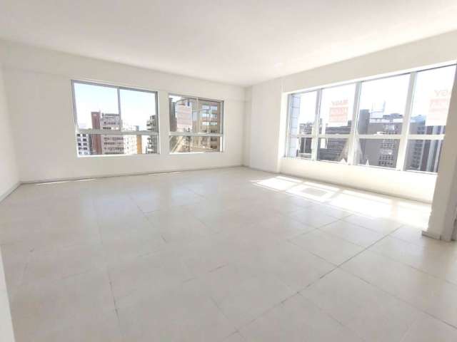 Sala Comercial de 46.49m² no bairro Centro