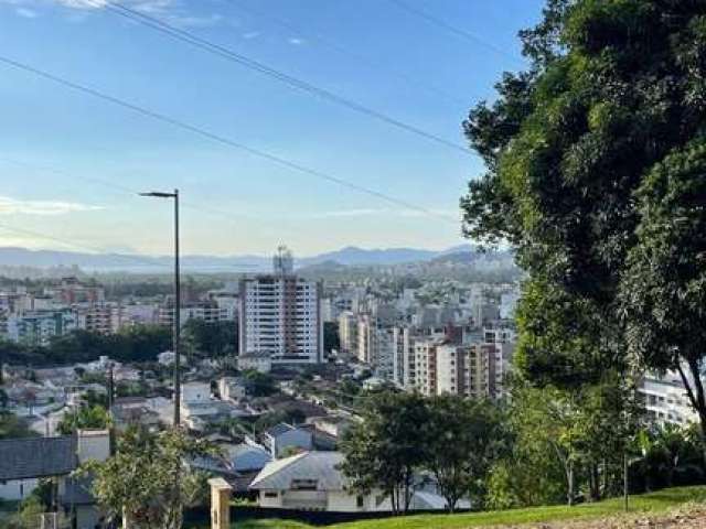 Terreno em condomínio fechado à venda na Servidão João José de Melo, --, Córrego Grande, Florianópolis por R$ 1.300.000