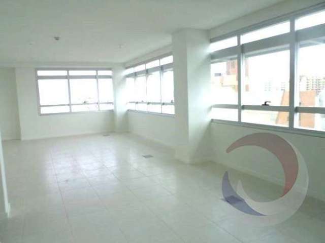 Sala Comercial de 56.76m² no bairro Centro