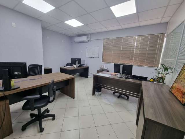 Sala Comercial de 64.44m² no bairro Itacorubi