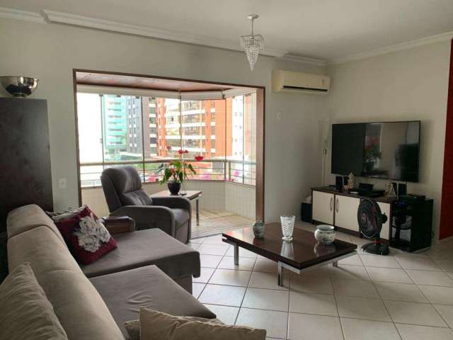 Apartamento de 3 dorms no bairro Centro