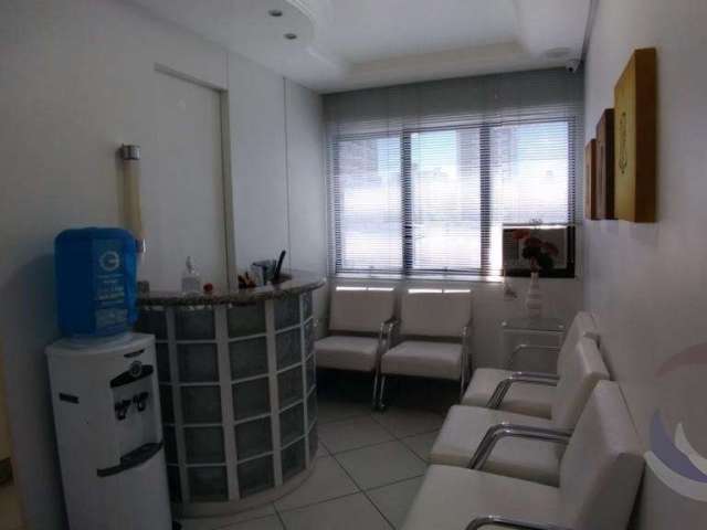 Sala Comercial de 30.32m² no bairro Kobrasol