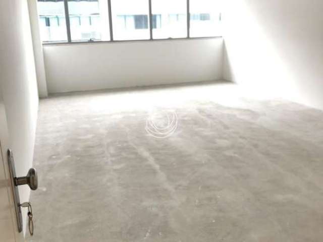 Sala Comercial de 45m² no bairro Saco Grande