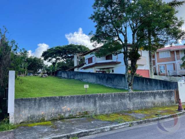 Terreno de 480m² no bairro João Paulo