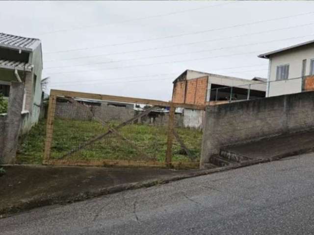 Terreno de 300m² no bairro Passa Vinte