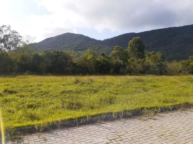 Terreno de 450.67m² no bairro Ribeirao Da Ilha