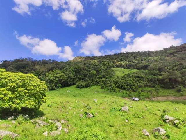 Terreno de 25000m² no bairro Rancho Queimado