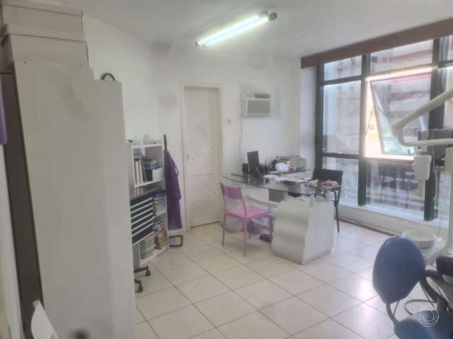 Sala Comercial de 23m² no bairro Centro