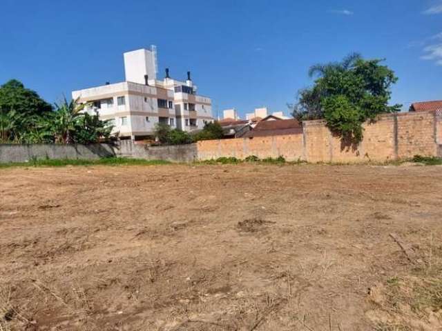 Terreno com  1.152,24 m² de área total, no bairro São Sebastião - Palhoça SC