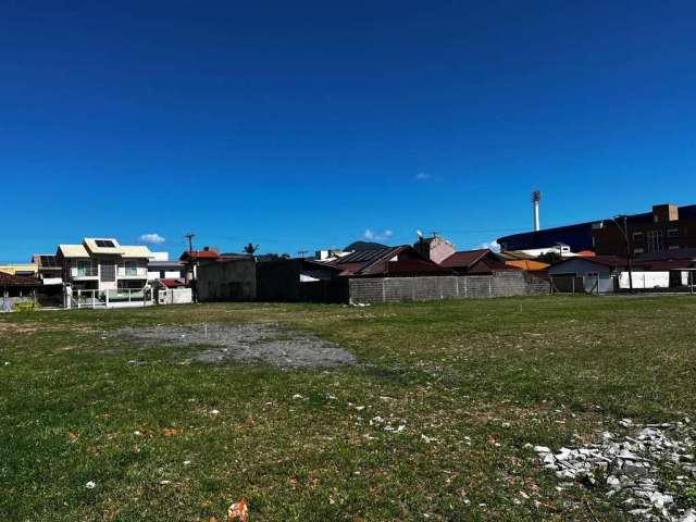 Terreno de 360m² no bairro Carianos - Florianópolis SC