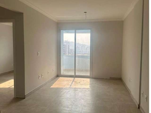 Apartamento com 78m² com 2 dormitórios  em Barreiros