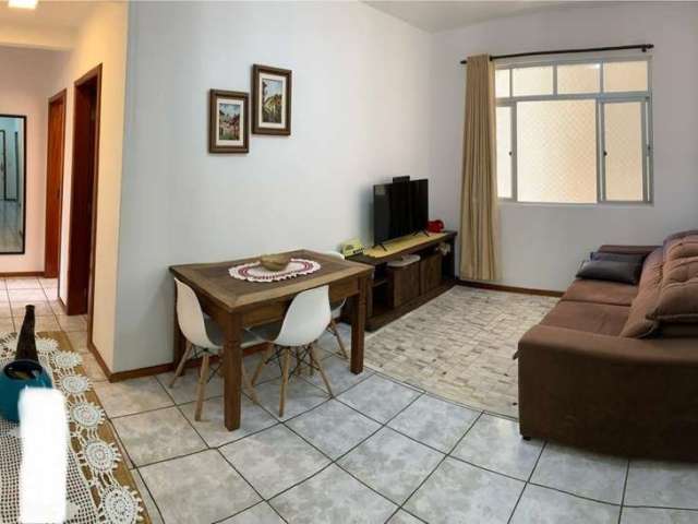 Apartamento com 2 quartos no Centro de Florianópolis